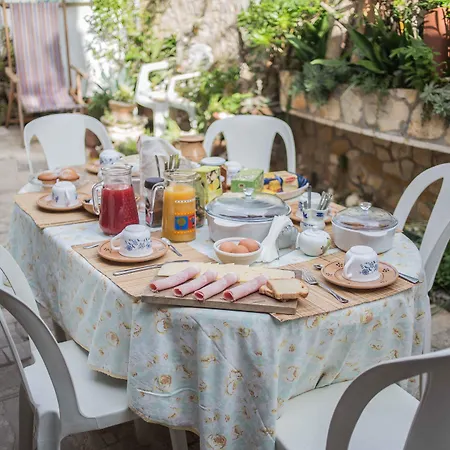 Marchese By Salum מרינה די מנקוורסה