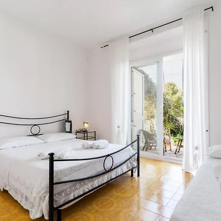 Marchese By Vivimy Bed & Breakfast