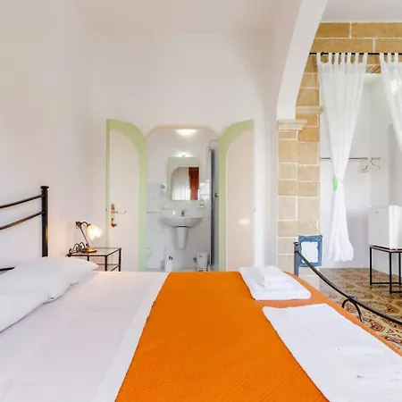 Marchese By Vivimy Bed & Breakfast