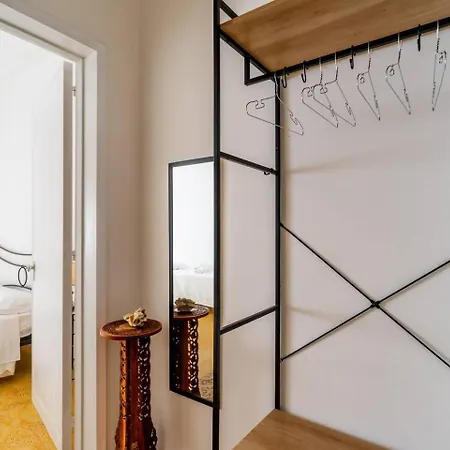 Marchese By Vivimy Bed & Breakfast