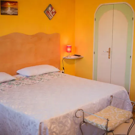 Marchese By Vivimy Bed & Breakfast 3*