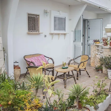 Marchese By Vivimy Bed & Breakfast 3*