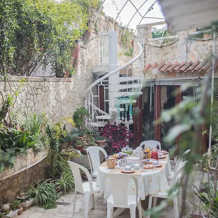 Marchese By Vivimy فندق مبيت وإفطار 3*